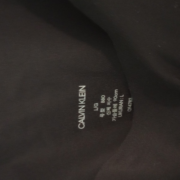 CALVIN KLEIN - Adjustable Bralette + Removable Pads - Size: Large - Picture 9 of 10